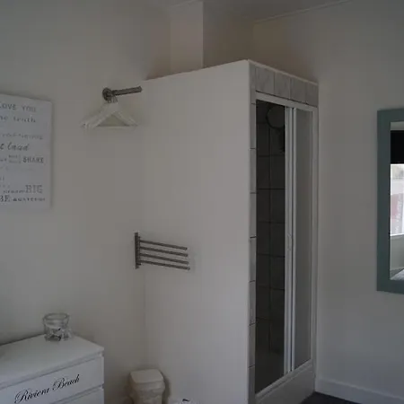 赞德沃特星星公寓酒店 赞德沃特