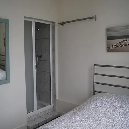 赞德沃特星星公寓酒店