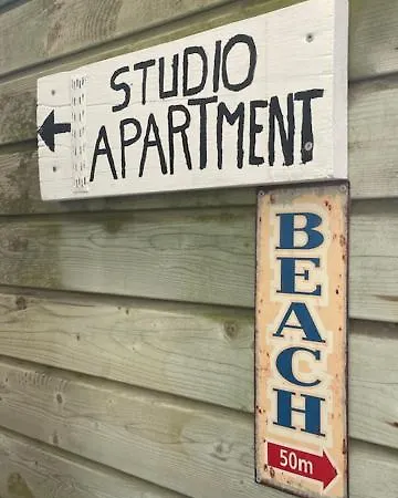 赞德沃特星星公寓酒店 *